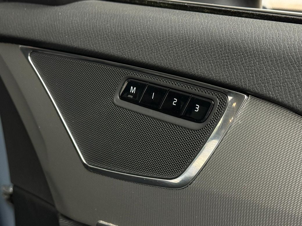 2023 Volvo XC90
