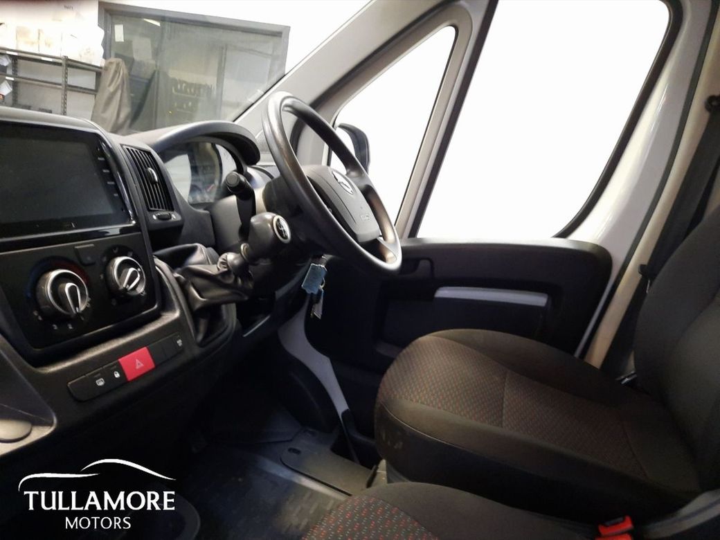 2024 Opel Movano