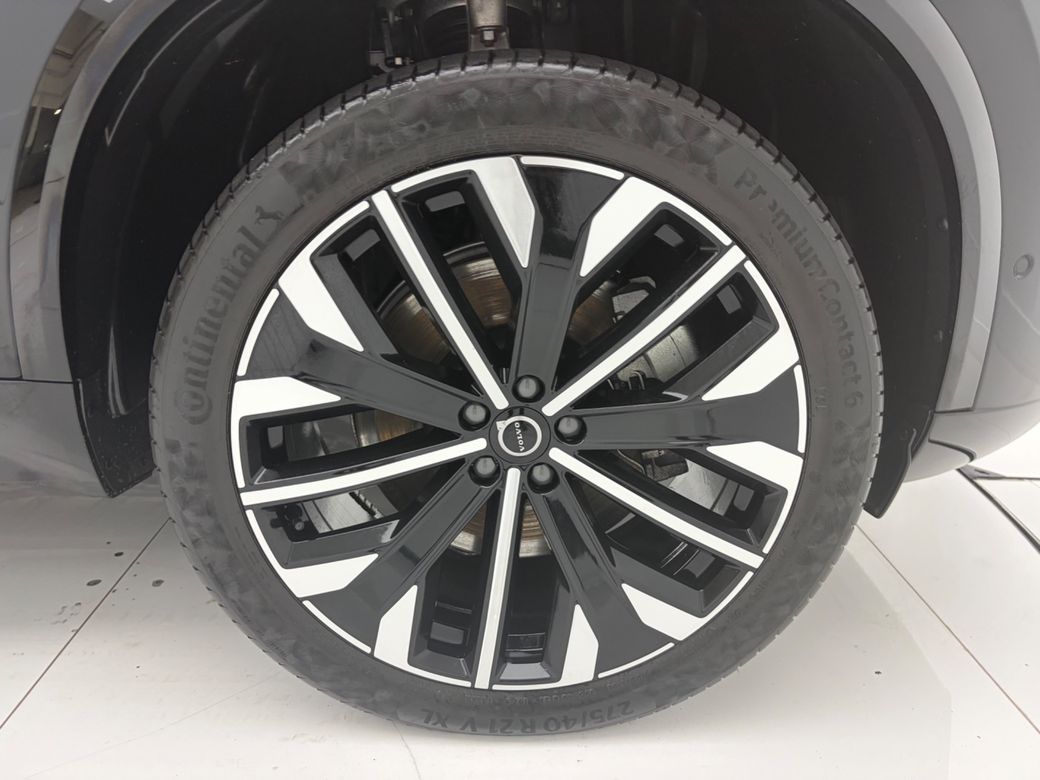 2025 Volvo XC90