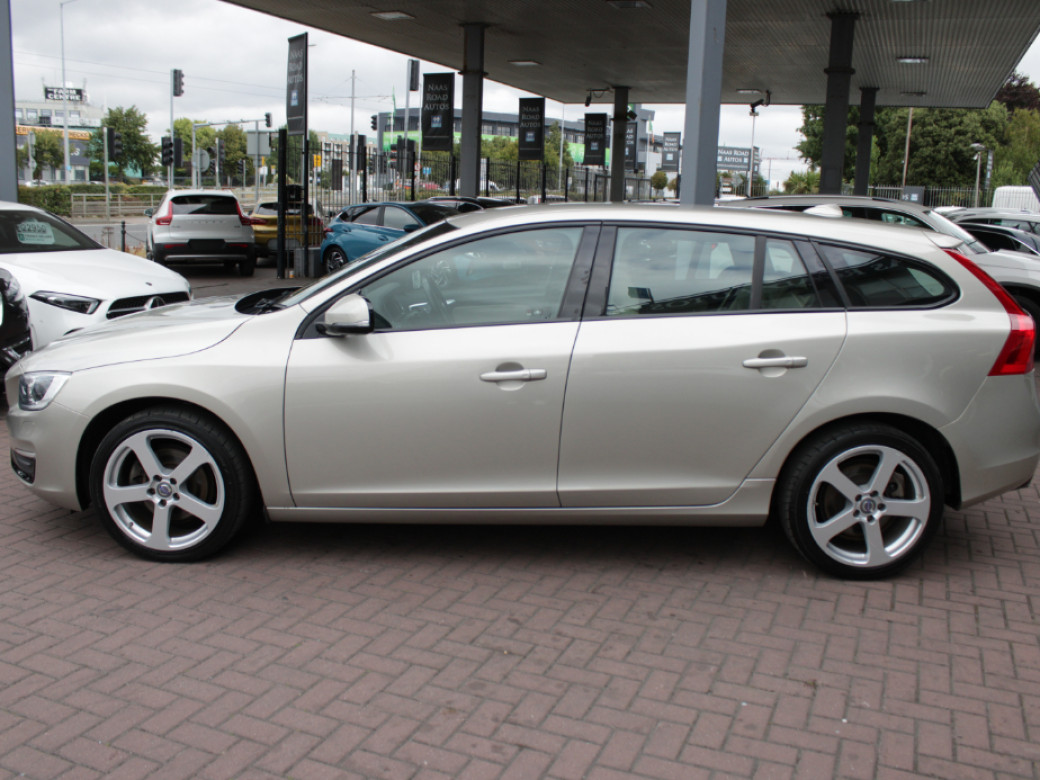 2017 Volvo V60