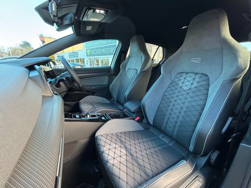 2023 Volkswagen Golf