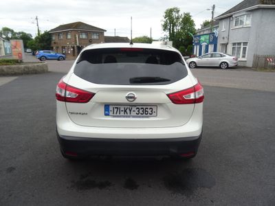 2017 Nissan Qashqai