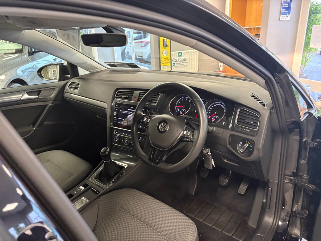 2019 Volkswagen Golf