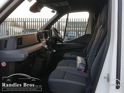 2025 Nissan Interstar