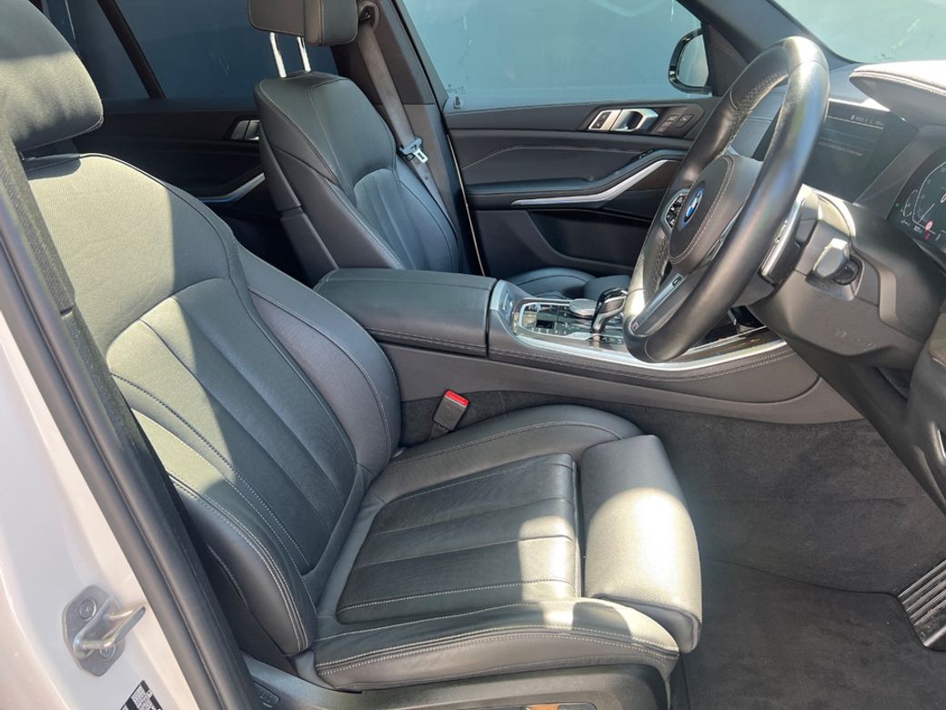 2022 BMW X5