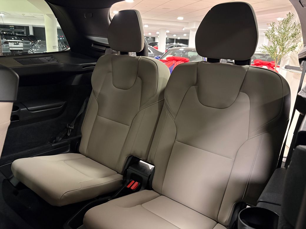 2025 Volvo XC90