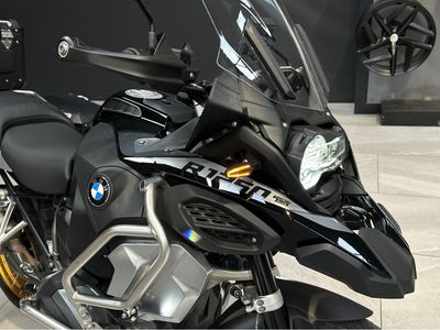 2022 BMW R1250