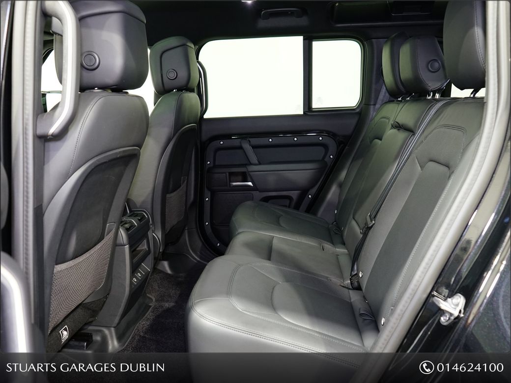 2025 Land Rover Defender