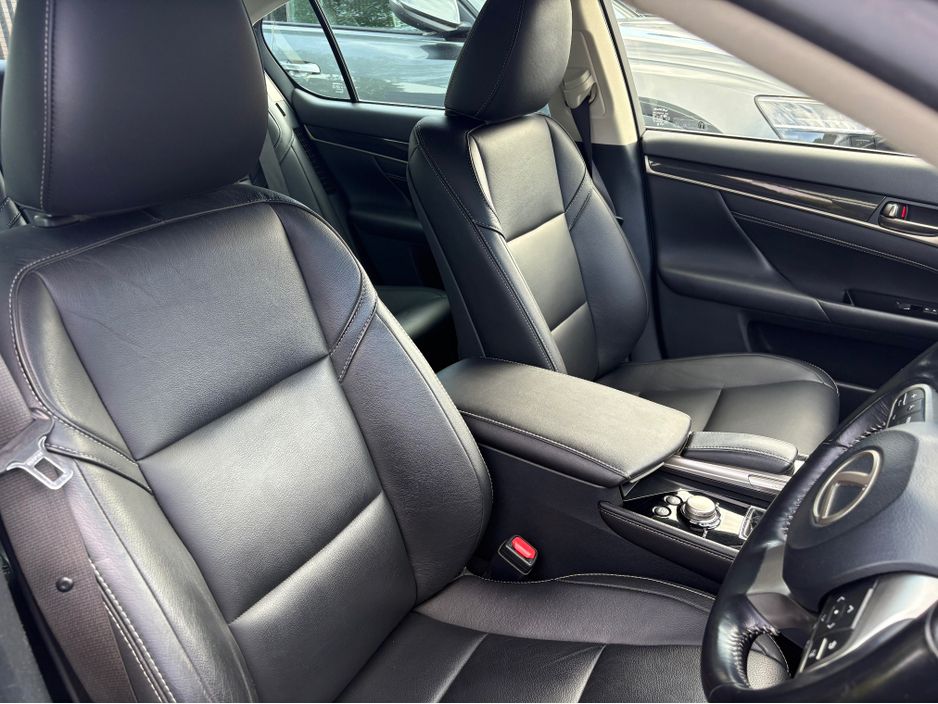 2018 Lexus GS 300H
