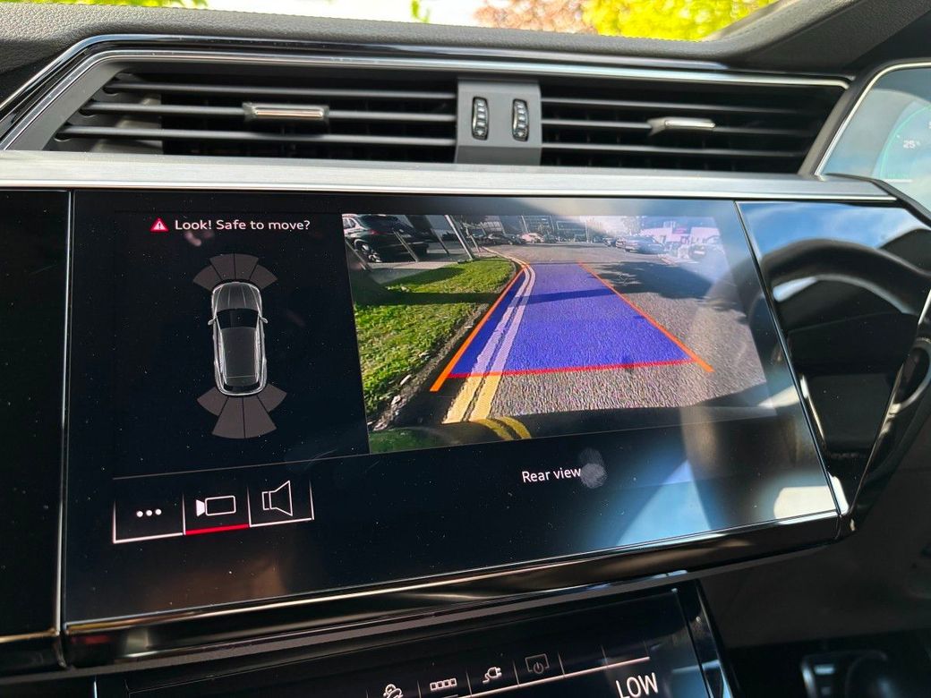 2024 Audi Q8 e-tron