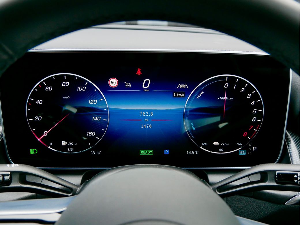 2025 Mercedes-Benz GLC Class