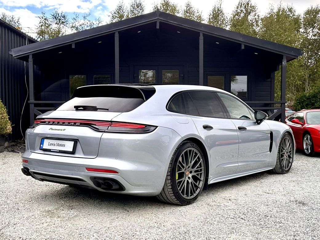 2023 Porsche Panamera