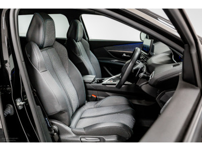 2023 Peugeot 5008