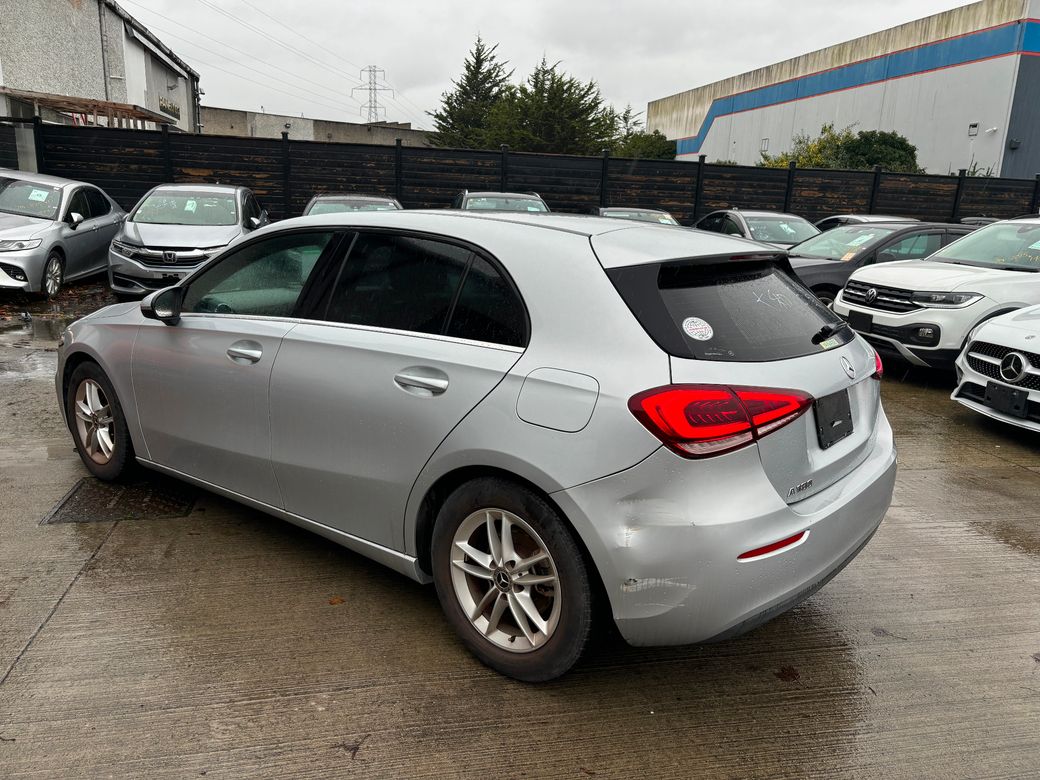 2019 Mercedes-Benz A 180