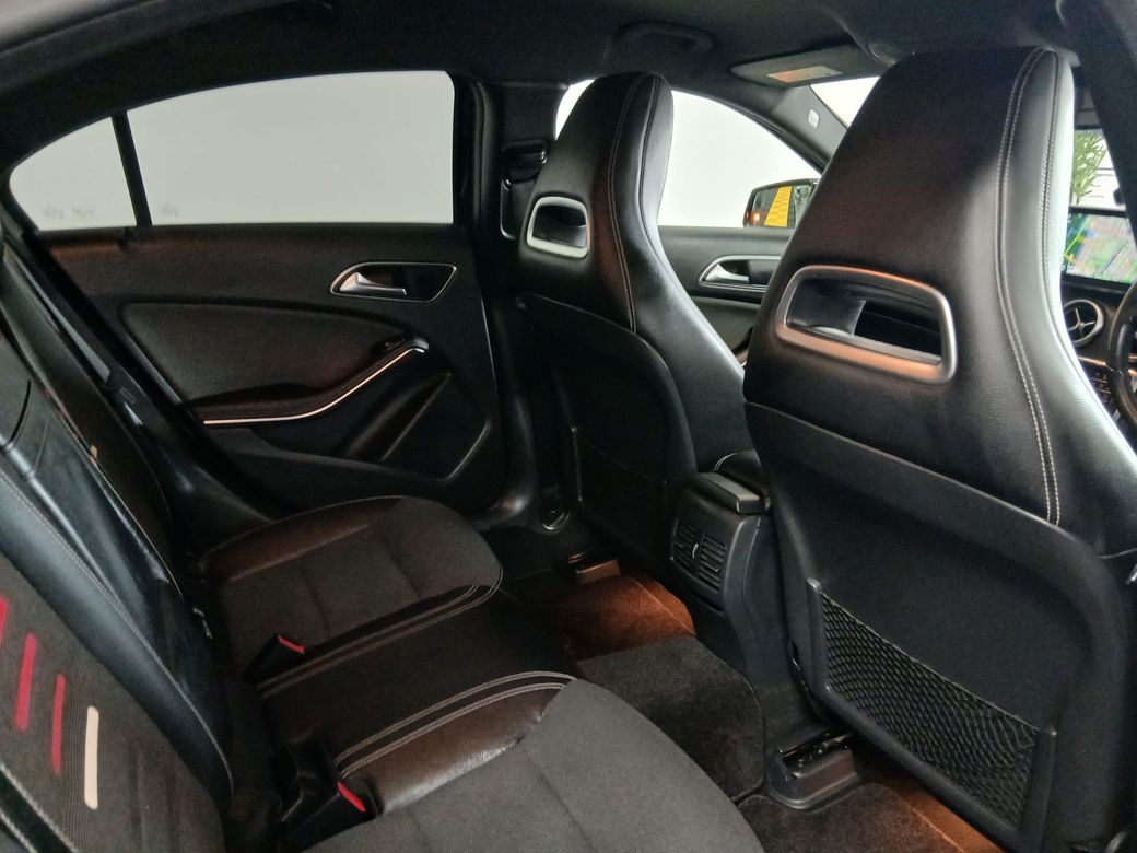 2016 Mercedes-Benz A 180