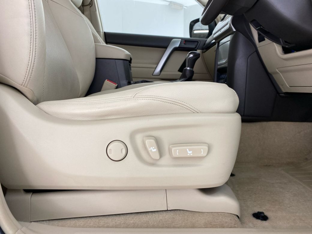 2020 Toyota Landcruiser