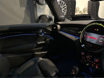 2024 Mini Hatch