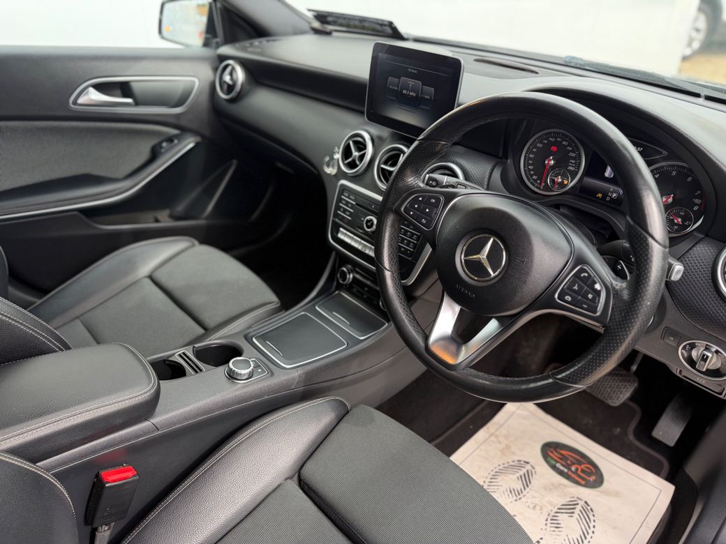 2017 Mercedes-Benz A 180