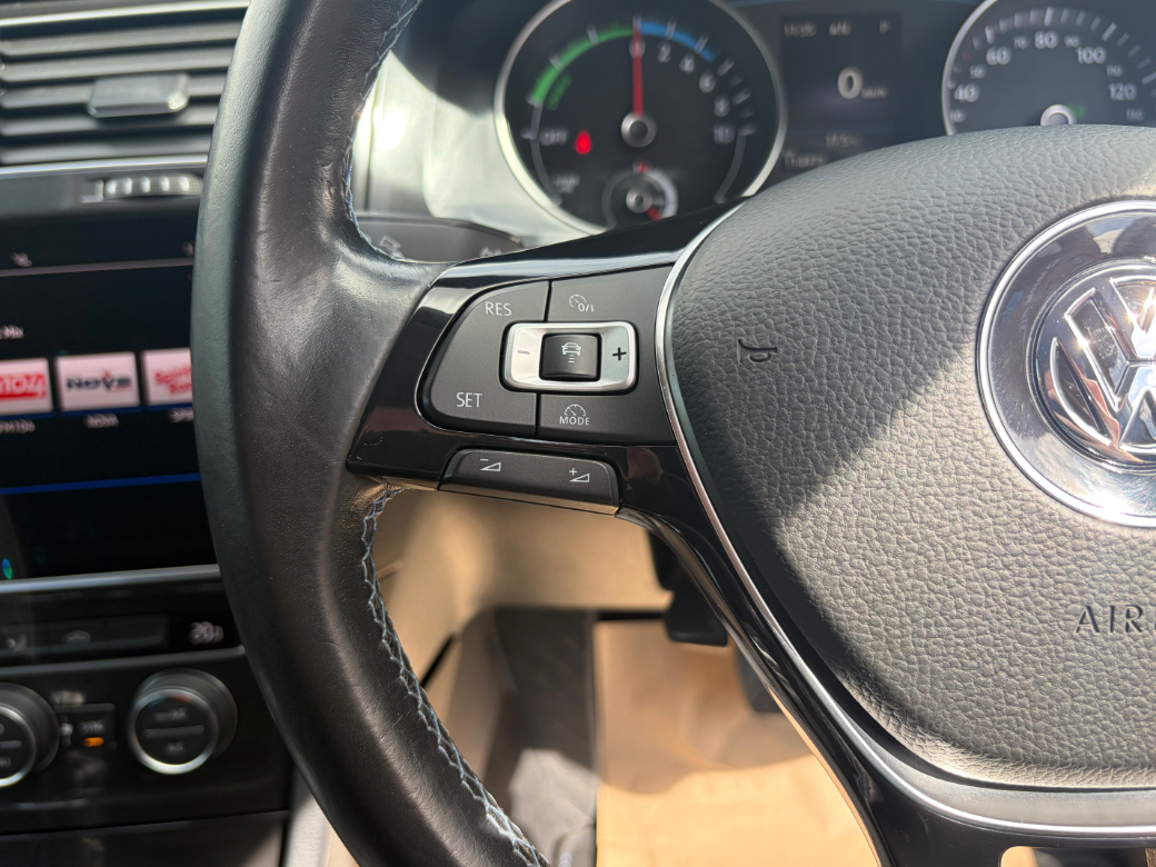 2018 Volkswagen E-Golf
