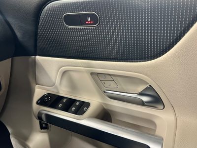 2020 Mercedes-Benz GLB Class