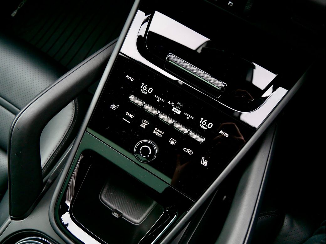 2025 Porsche Cayenne