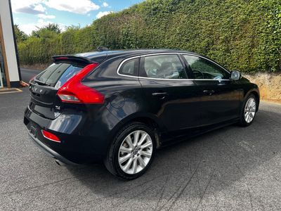 2015 Volvo V40