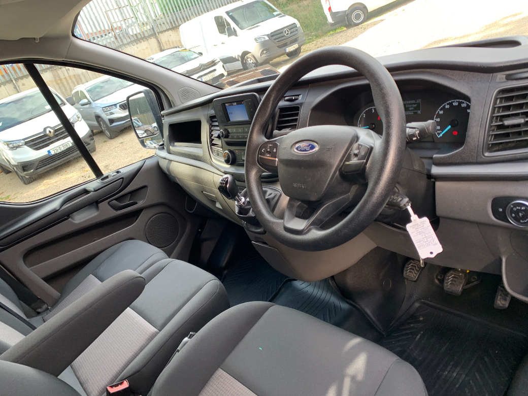 2023 Ford Transit Custom