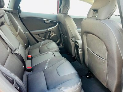 2014 Volvo V40