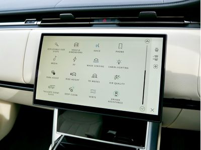 2025 Land Rover Range Rover