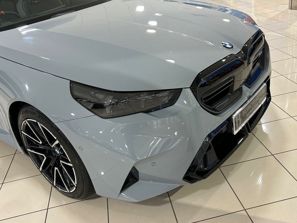 2025 BMW M5