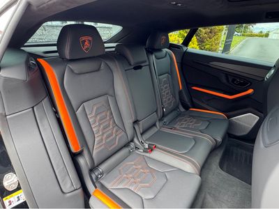 2025 Lamborghini Urus