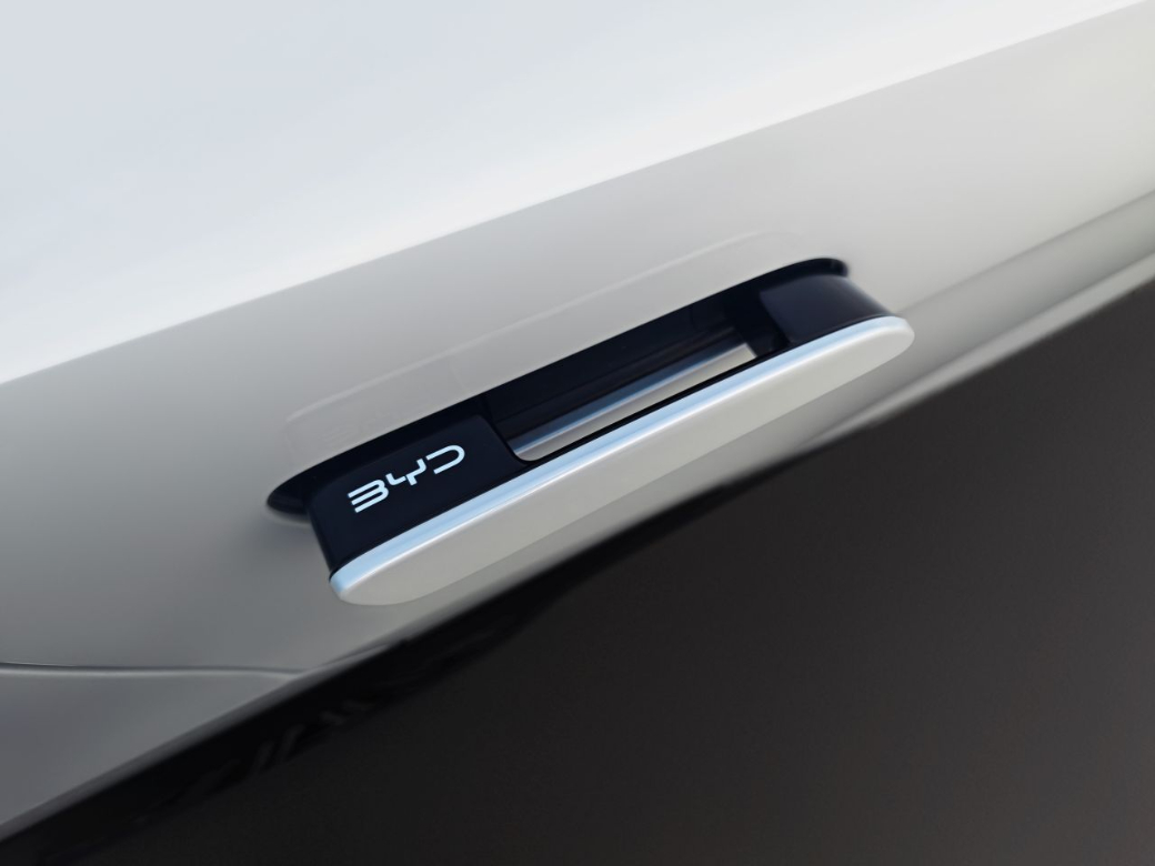 2026 BYD Sealion 7