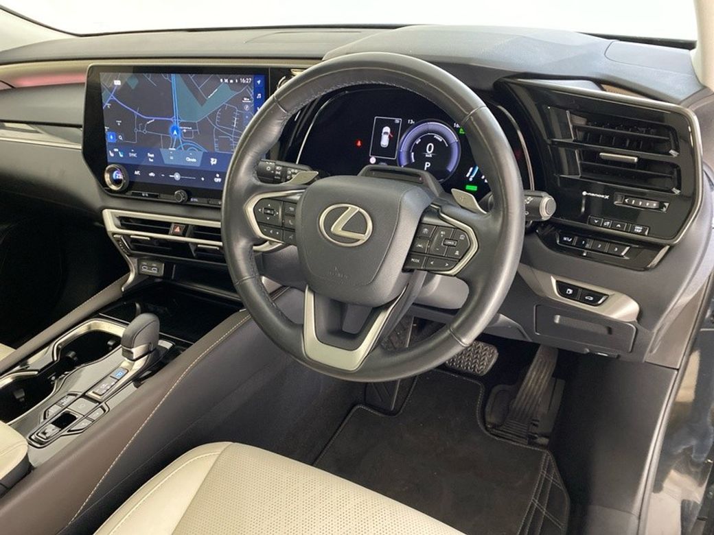 2023 Lexus RX450h+