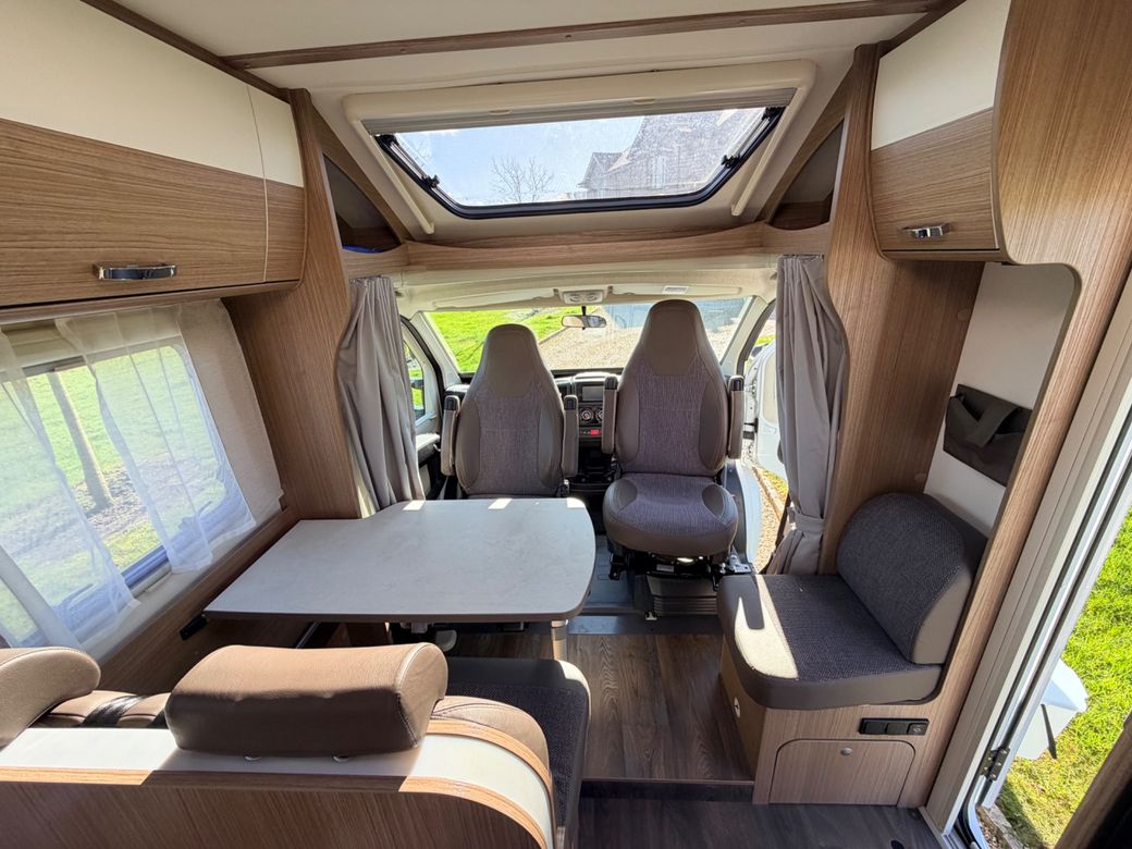 2019 CARADO  T339 LOW PROFILE L.H.B Q/B MANUAL 