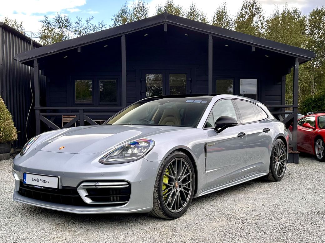 2023 Porsche Panamera