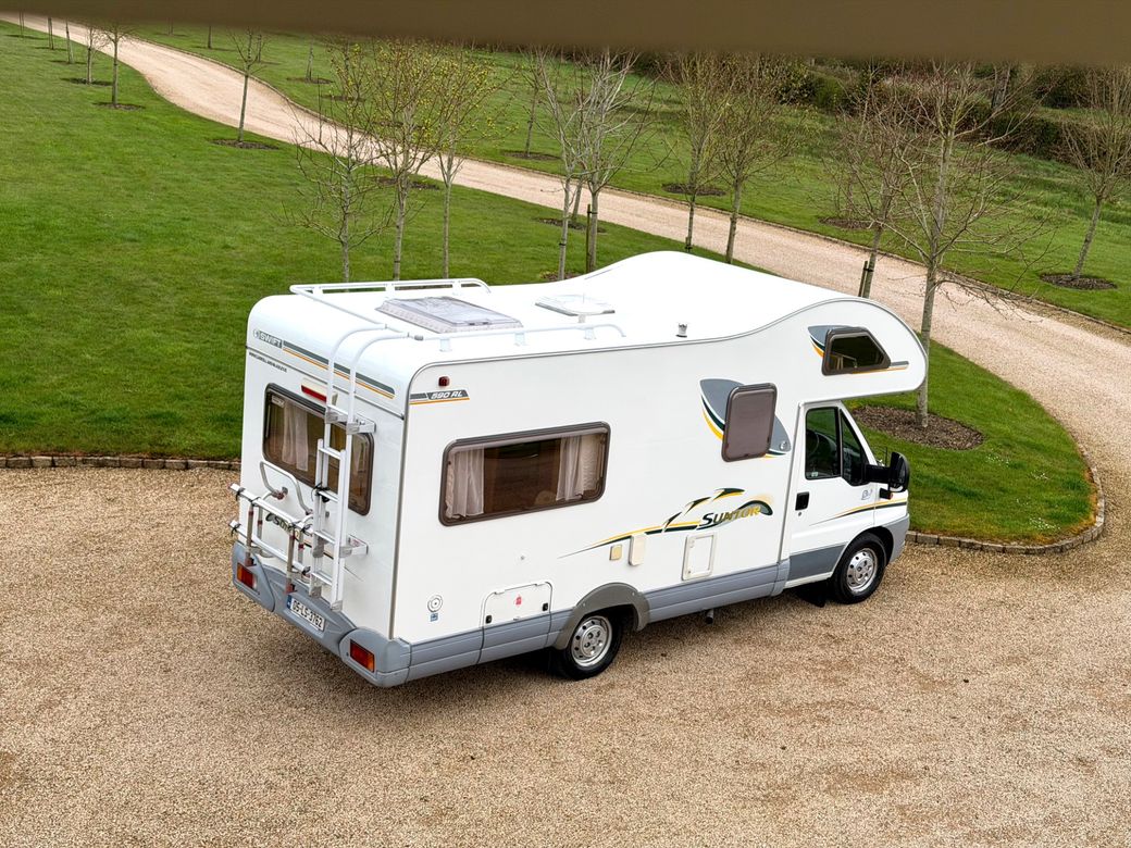 2005 SWIFT SUNTOR 590 RL R.H.D 