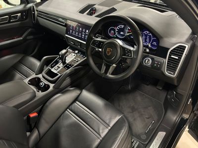 2023 Porsche Cayenne