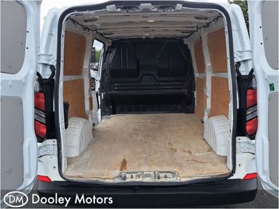 2024 Ford Transit Custom