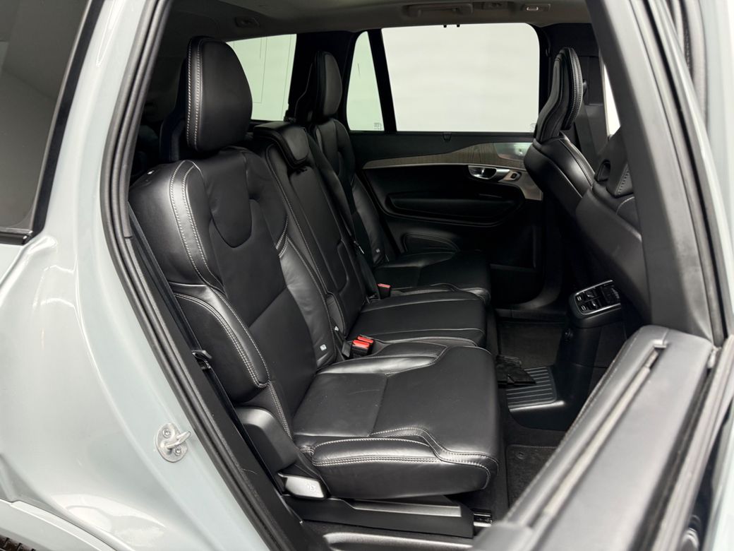 2023 Volvo XC90