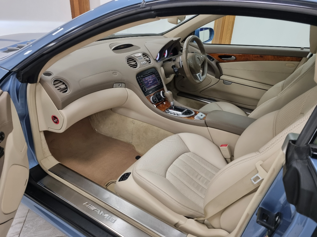 2010 Mercedes-Benz SL 63 AMG