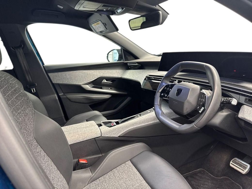 2025 Peugeot 3008