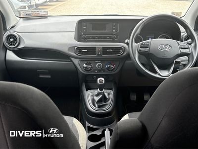 2022 Hyundai i10