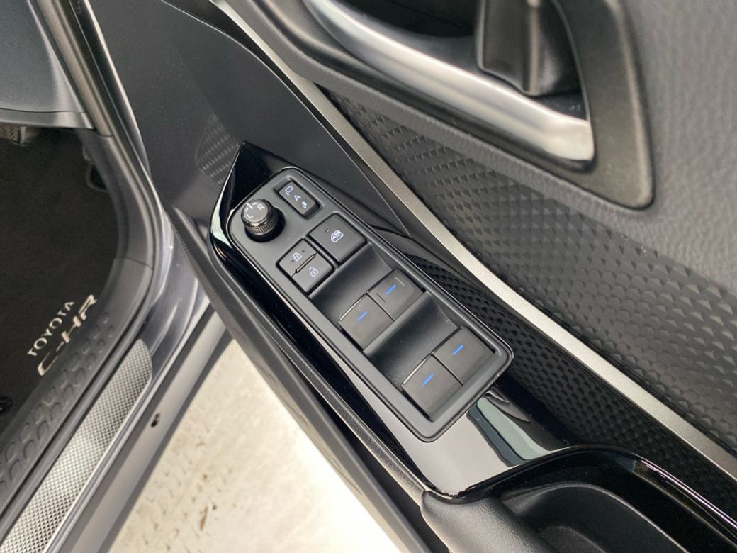 2023 Toyota C-HR
