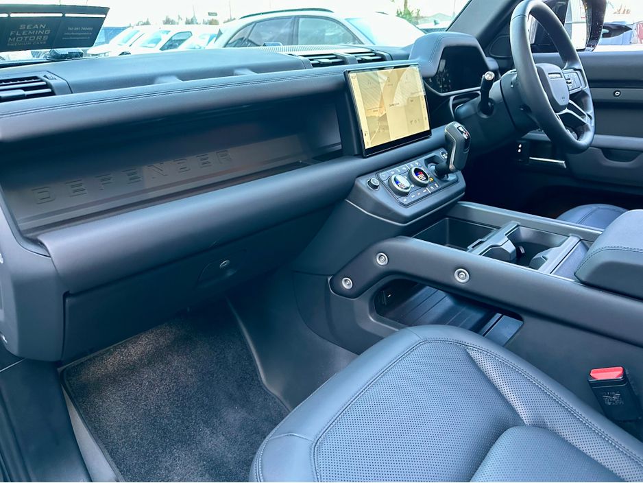 2025 Land Rover Defender