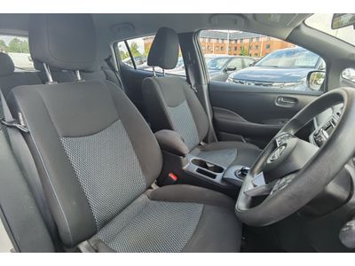 2023 Nissan Leaf
