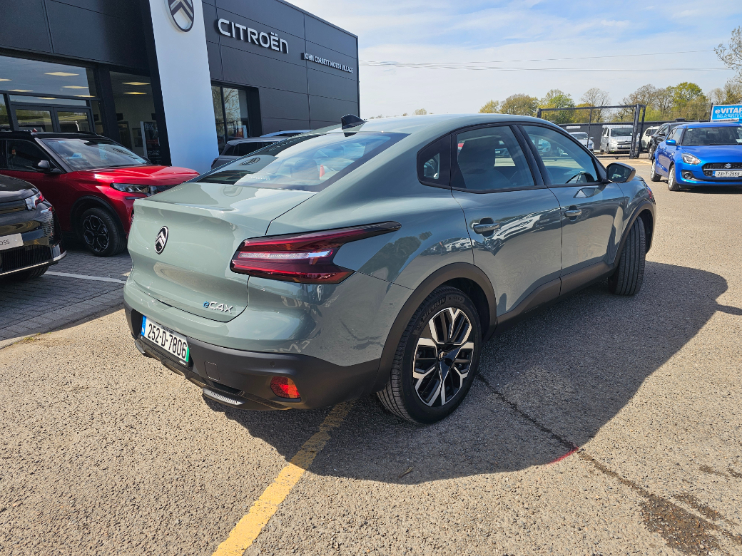 2025 Citroen e-C4 X