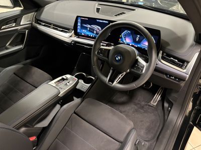 2025 BMW X1