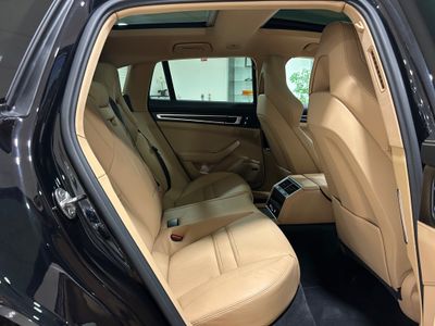 2023 Porsche Panamera