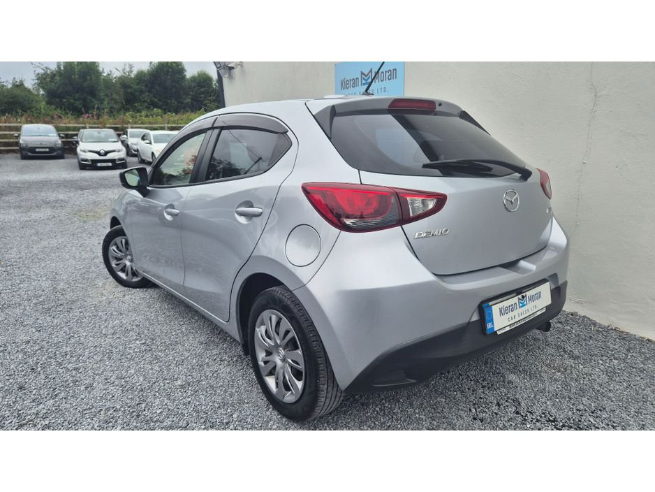 2017 Mazda Demio