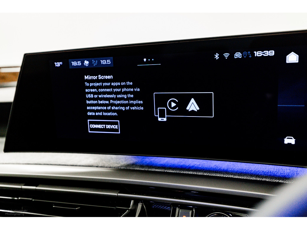 2025 Peugeot 5008